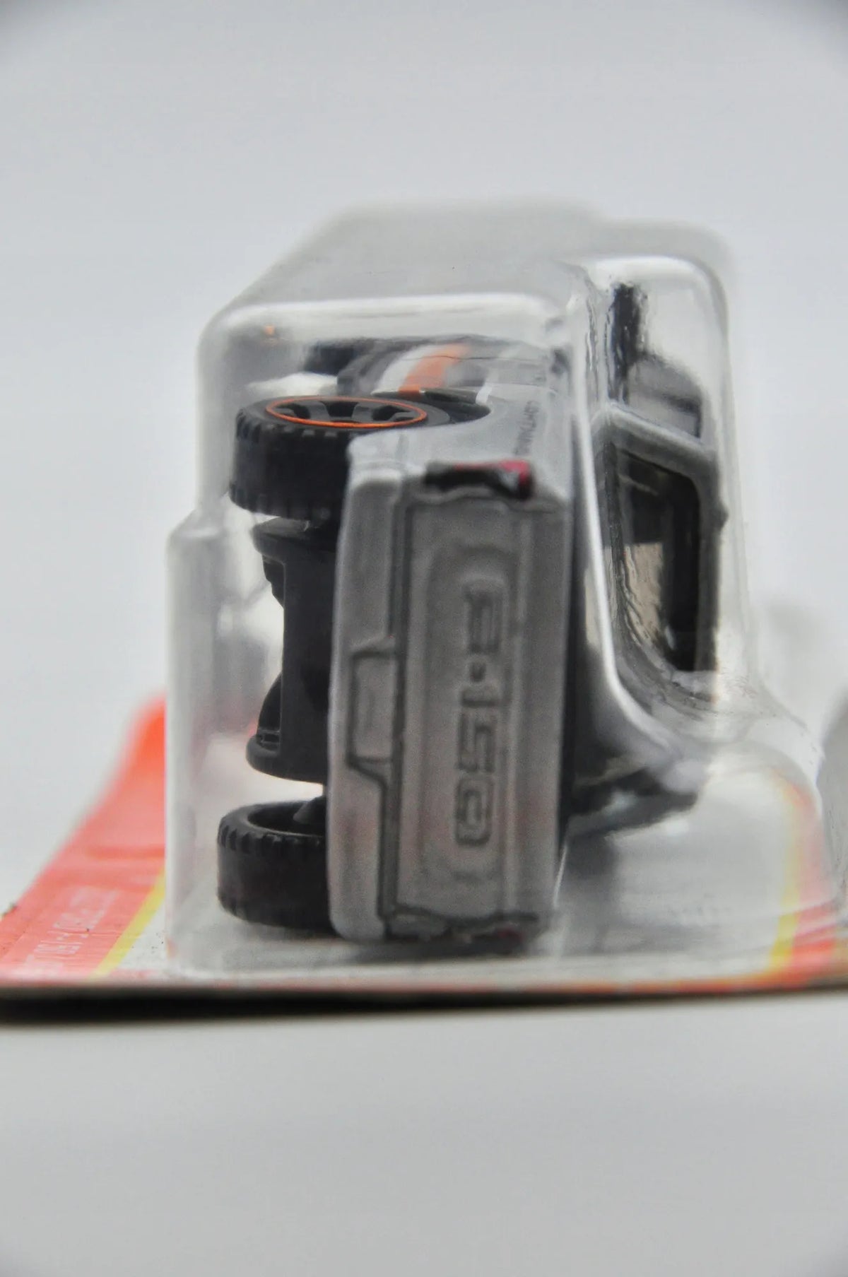Ford F-150 SIKU Srebrny 1:55 – zdjęcie 2