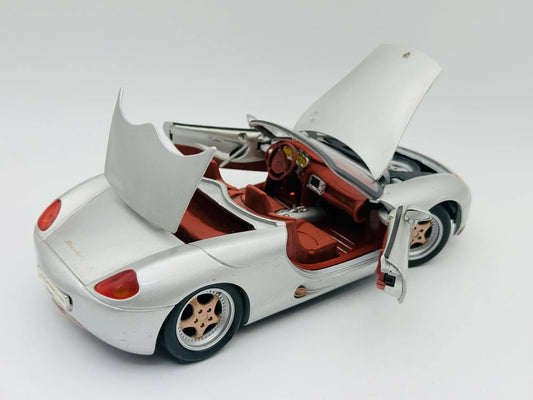 Porsche Boxster Maisto 1:18 Luzak Srebrny – zdjęcie 2