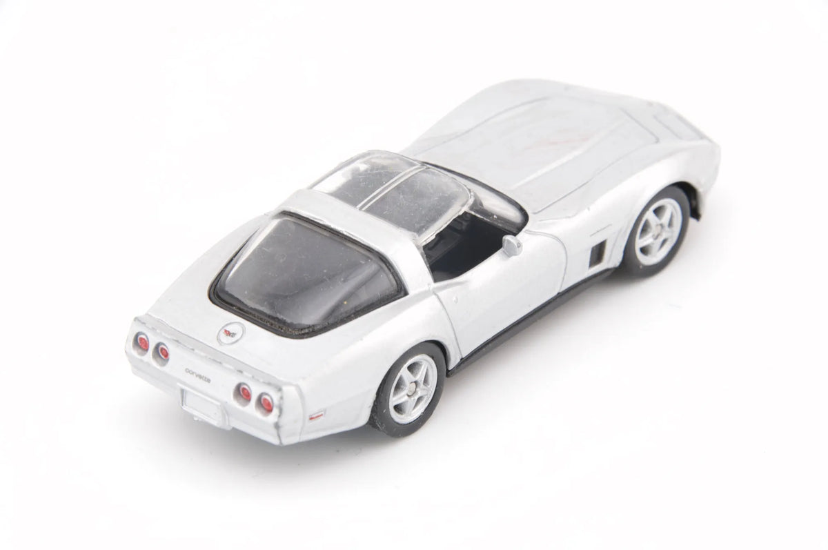 1982 Chevrolet Corvette Welly Srebrna 1:60 – zdjęcie 2