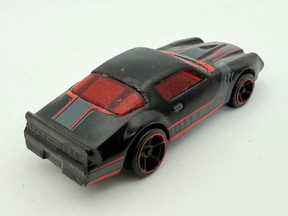 Camaro Z28 Hot Wheels Czarna 1:64 – zdjęcie 2
