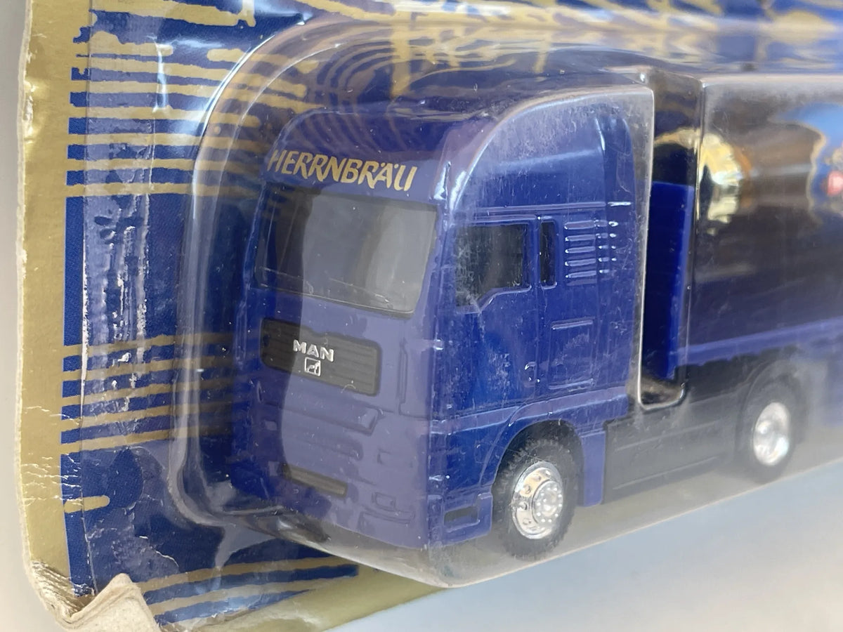 MAN TRUCK Hümmer 1:87 Niebieski Blister Reklama Butelka Piwa Herrnbrau – zdjęcie 2