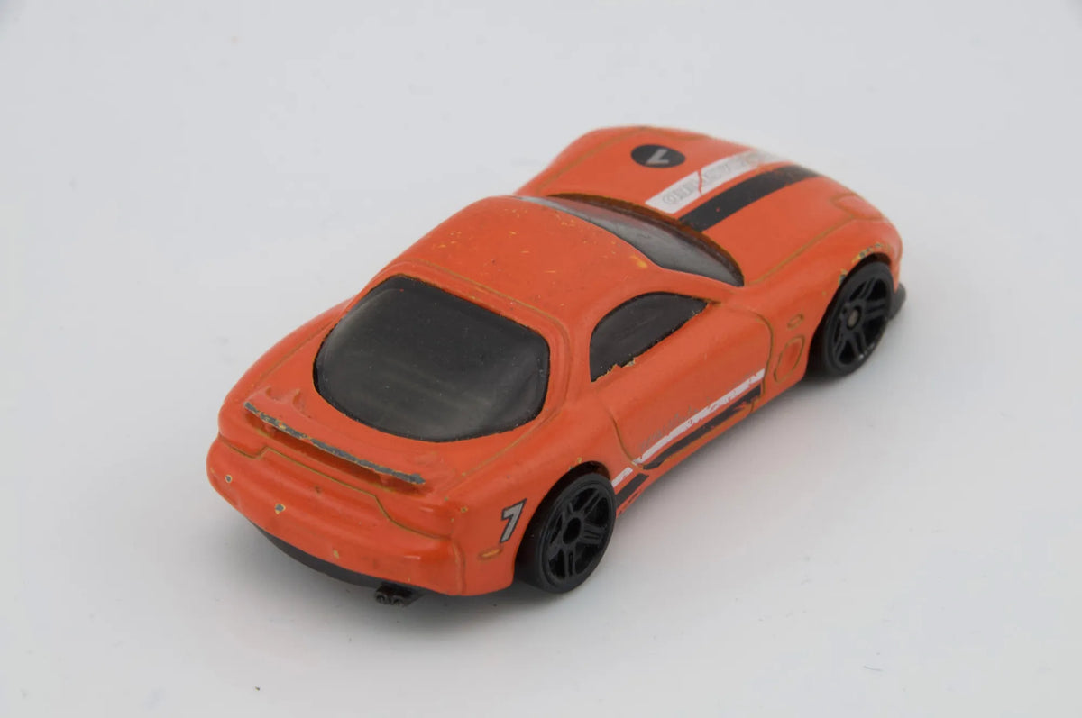 Mazda Rx-7 Hot Wheels Pomarańczowa 1:64 – zdjęcie 2