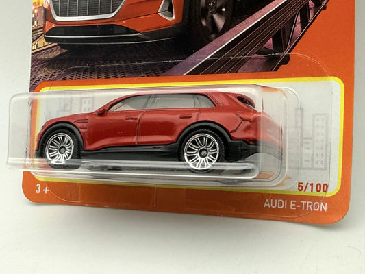 AUDI E-TRON QUATTRO, Matchbox 2023, Die cast 30782 Czerwony, 1:64, Resoraki – zdjęcie 2
