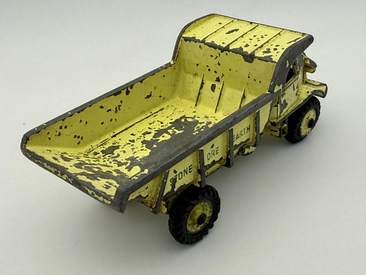 Euclid Rear Dump Truck Super Movers Disney 1965 Żółty 1:43 Made in England – zdjęcie 2