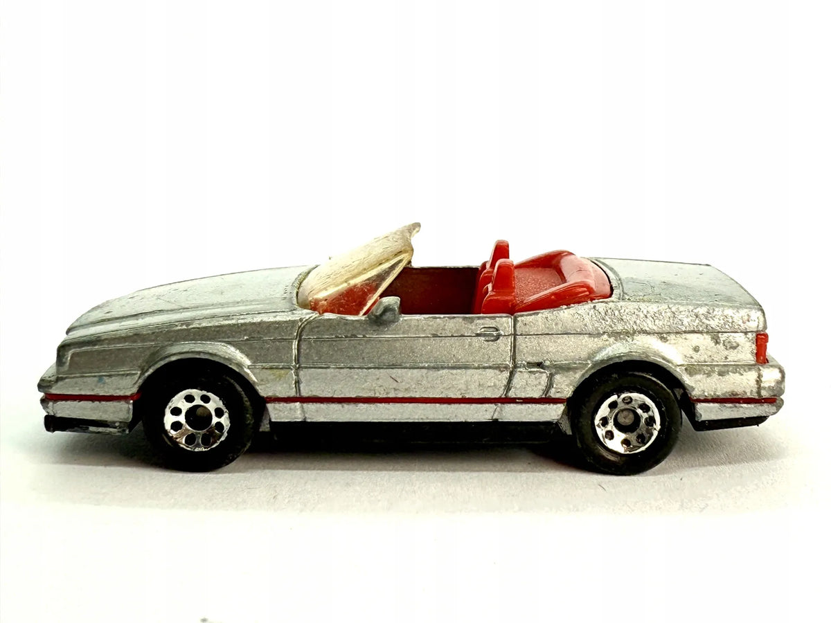 CADILLAC ALLANTÉ Matchbox 1987 Srebrny 1:64 Made in Macau – zdjęcie 2