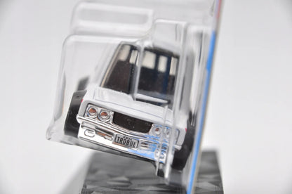 MAZDA RX-3 Hot Wheels 2024 Biały 1:64 – zdjęcie 2