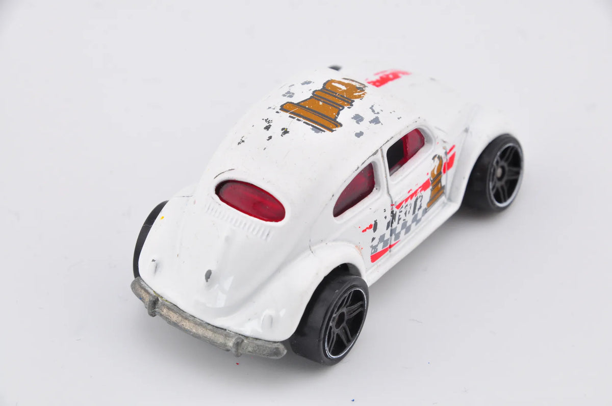 Volkswagen Beetle, VW, Hot Wheels, Chess, die cast resoraki, 1:64, biały – zdjęcie 2