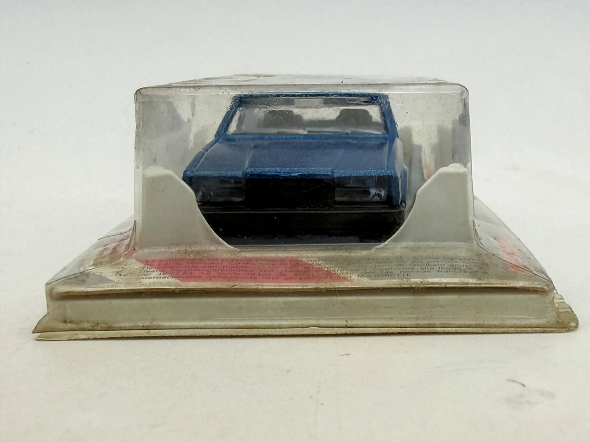 VOLVO 760 GLE Majorette '90 Niebieski 1:64 – zdjęcie 2