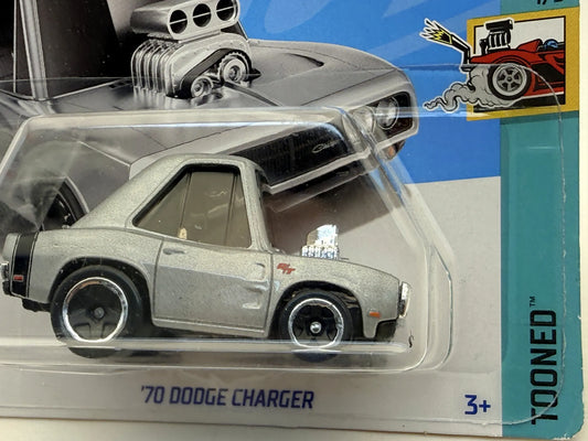 '70 Dodge Charger Tooned Hot Wheels 2024 Srebrny 1:64 – zdjęcie 2