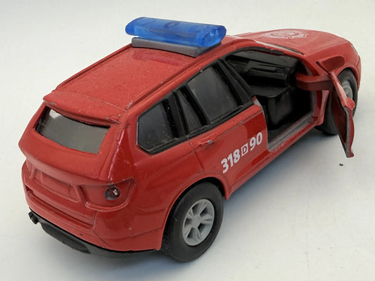 SUV Jak BMW X3 Straż 318D90 Light & Sound Czerwony 1:36 Straż pożarna – zdjęcie 2