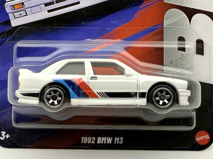 1992 BMW M3 SILVER Hot Wheels 2025 Biały 1:64 – zdjęcie 2