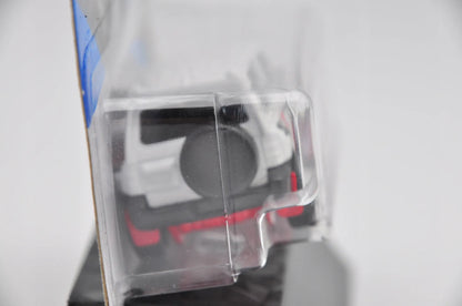 Mitsubishi Pajero Evolution Mud Studs Hot Wheels 2021 Biały 1:64 – zdjęcie 2