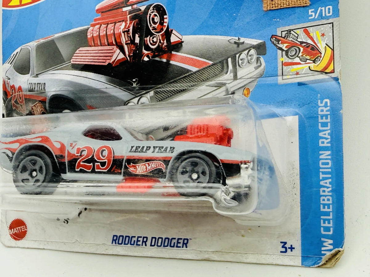 Rodger Dodger Hot Wheels 2024 1:64 GOODYEAR Blister Srebrny – zdjęcie 2