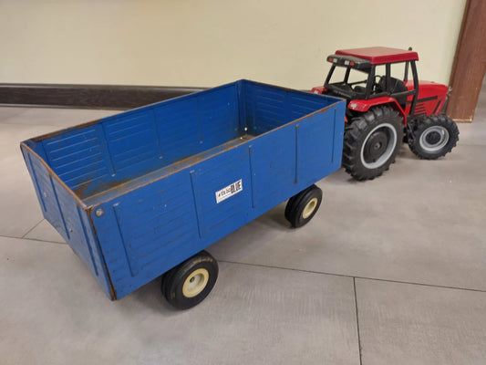 TRAKTOR Case IH Maxxum z przyczepą, Zabytkowy, ERTL, resoraki, 66 cm – zdjęcie 2