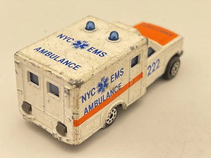 NYC EMS AMBULANCE 222, Majorette, Die cast No.255, Biały, 1:60, Resoraki – zdjęcie 2