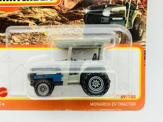 Monarch EV Tractor Hot Wheels 2023 Superfast 1:64 Ciągnik Rolniczy Blister – zdjęcie 2