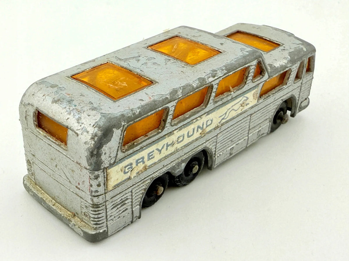 COACH BUS, Matchbox, Made in England, Die cast 66, Srebrny, 1:120, Resoraki – zdjęcie 2