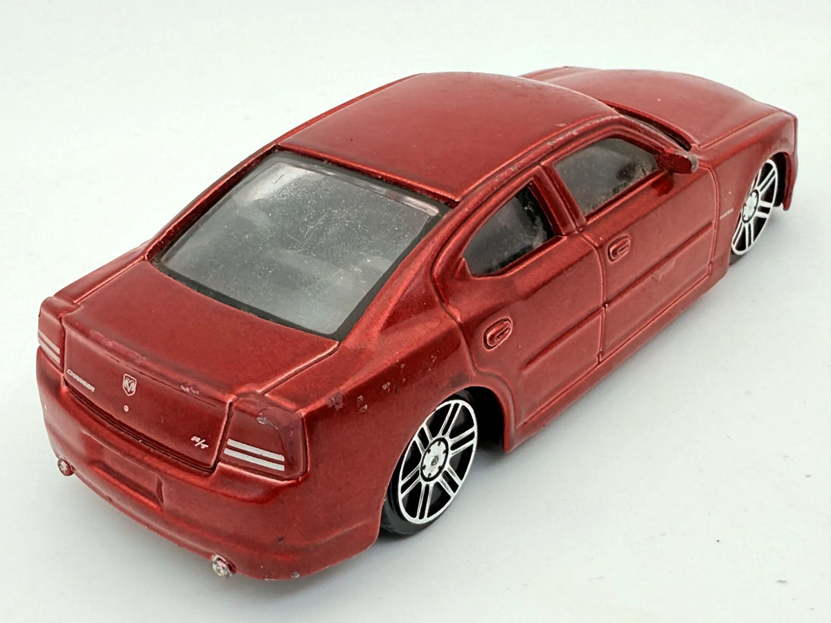 2006 Dodge Charger Bburago Czerwona 1:43 – zdjęcie 2