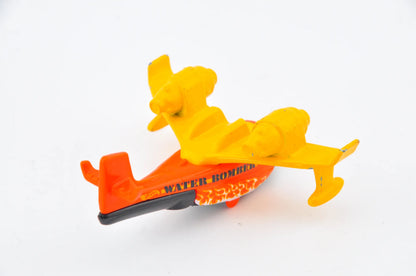 Water Bomber, Hot Wheels, die cast resoraki, 1:64 – zdjęcie 2
