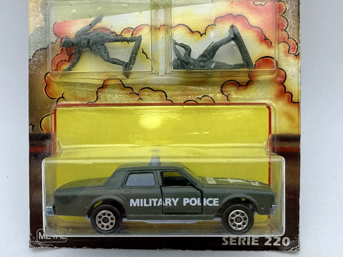 CHEVROLET IMPALA MILITARY POLICE Special Forces Majorette 1980 Zielony 1:64 – zdjęcie 2