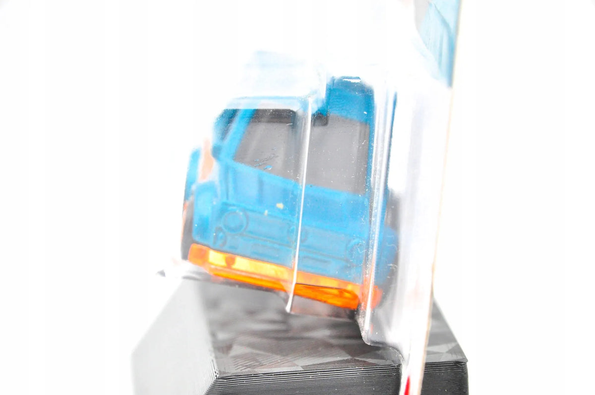 TOONED VOLKSWAGEN GOLF MK1 Hot Wheels 2023 Niebieski 1:64 – zdjęcie 2