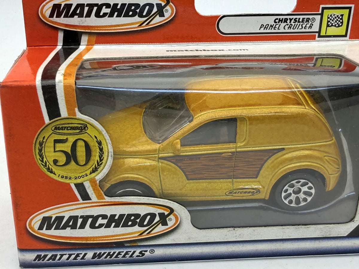 CHRYSLER PANEL CRUISER Cool Concepts Matchbox 2002 Złoty 1:64 – zdjęcie 2