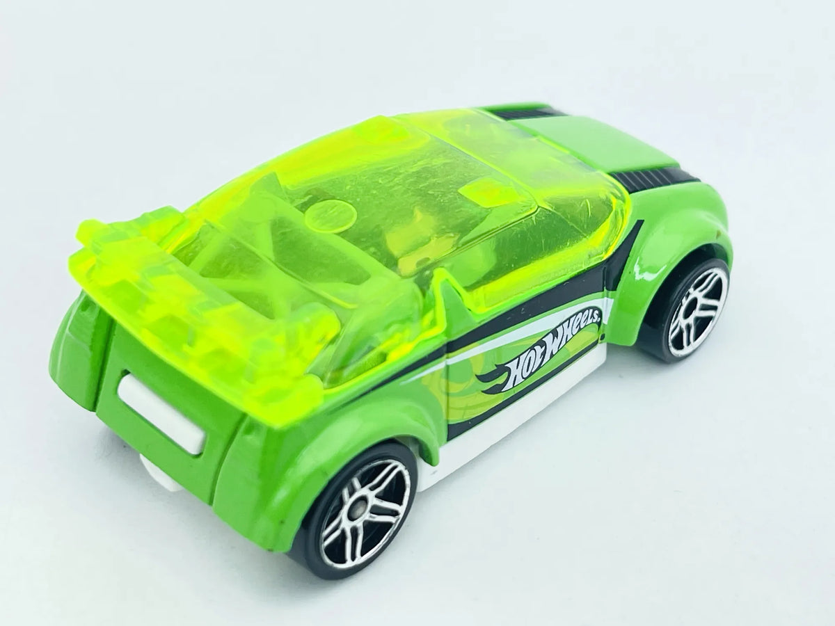Super Gnat, Hot Wheels 2013, resoraki, die cast, jaskrawy zielony 1:64 – zdjęcie 2