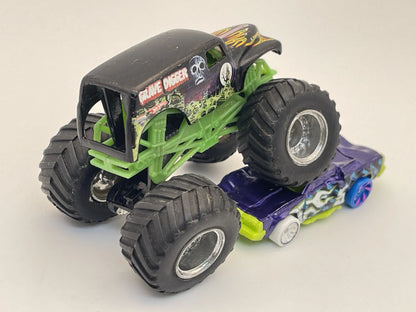 Grave Digger, Hot Wheels, Made in Indonesia, Resoraki, Die cast 1:64 – zdjęcie 2