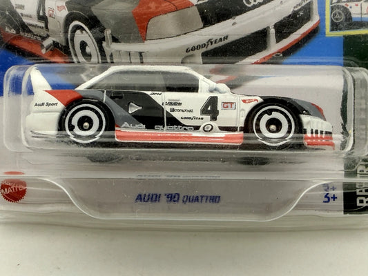 Audi '90 Quattro Retro Racers Hot Wheels 2023 Biały 1:64 – zdjęcie 2
