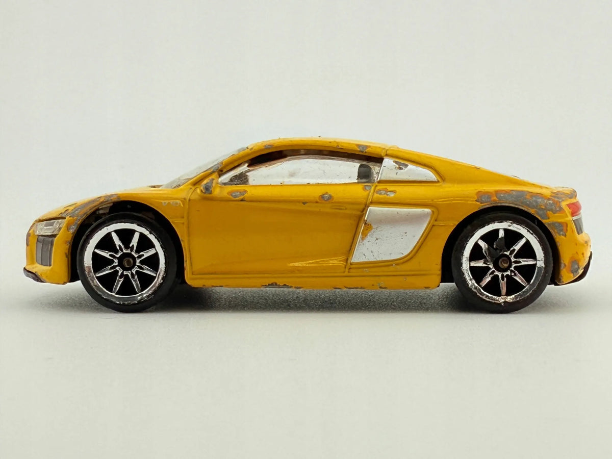 Audi R8 Audi Żółty 1:64 – zdjęcie 2