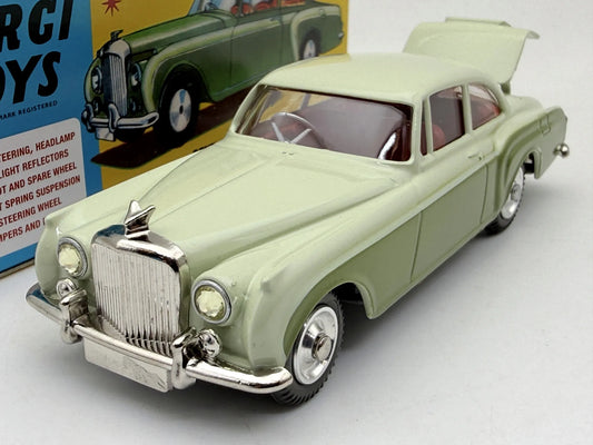 BENTLEY CONTINENTAL SPORTS SALOON Corgi Jasnozielony 1:43 – zdjęcie 2