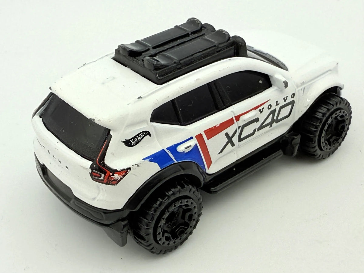 VOLVO Xc40 Hot Wheels 2022 Biały 1:59 Suv – zdjęcie 2