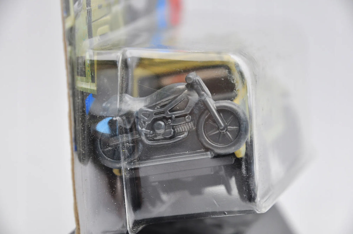 Jeep HW Hot Trucks Hot Wheels 2023 Żółty 1:64 – zdjęcie 2