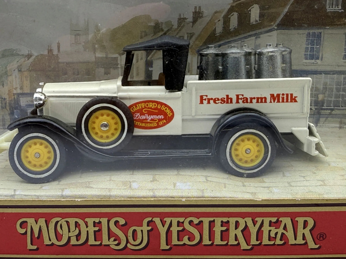 FORD MODEL A PICKUP Models of Yeasteryear Matchbox Biały 1:40 Made in Macau – zdjęcie 2