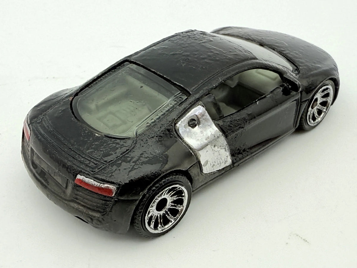Audi R8 Matchbox Czarny 1:64 – zdjęcie 2