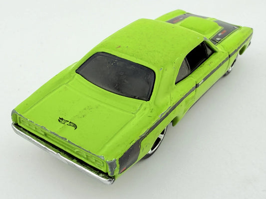 Dodge Ceronet Super Bee Hot Wheels Jasnozielona 1:60 – zdjęcie 2