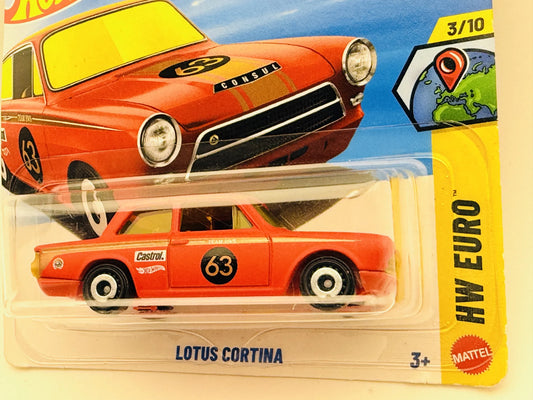 Lotus Cortina Hot Wheels HW EURO 1:64 Castrol Blister Pomarańczowy – zdjęcie 2