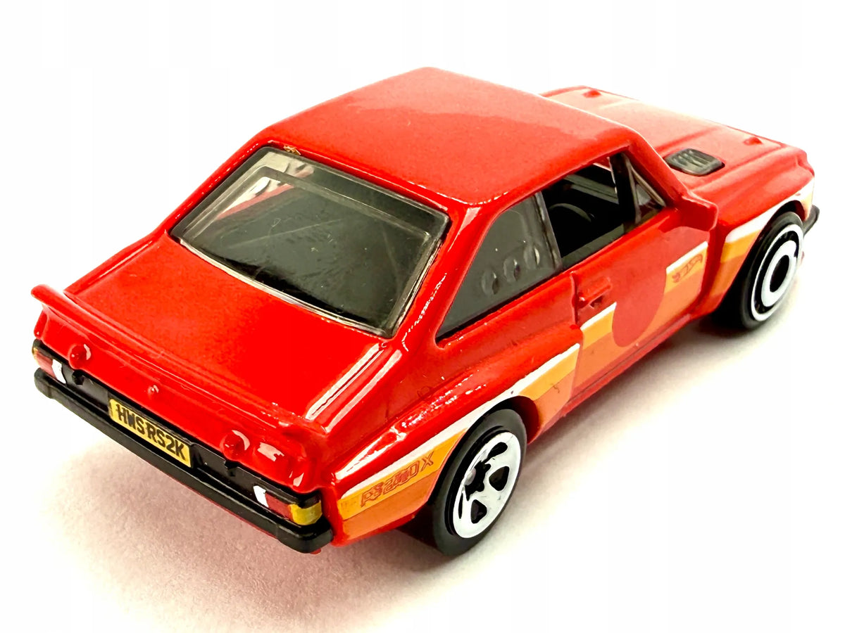 Ford Escort Rs2000 Hot Wheels 2022 Czerwony 1:64 – zdjęcie 2