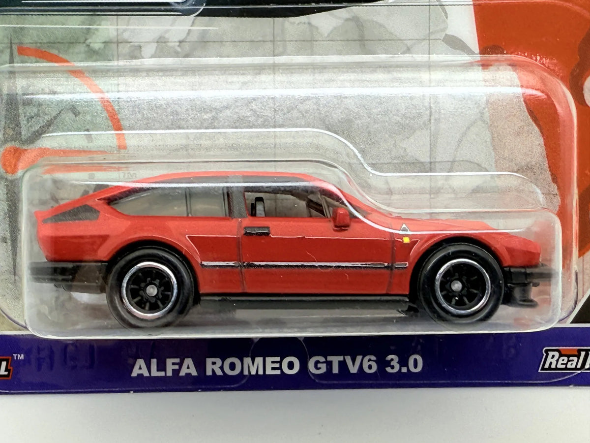 Alfa Romeo Gtv6 3.0 Hot Wheels Czerwony 1:60 – zdjęcie 2