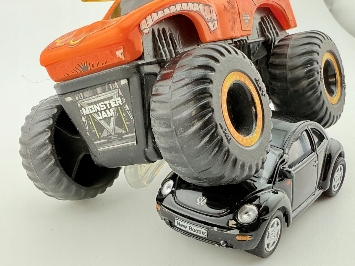 El Toro Loco Monster Jam 2019 Pomarańczowy 1:64 – zdjęcie 2