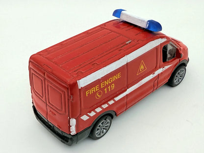 Jak Ford Transit Straż pożarna Czerwony 1:43 – zdjęcie 2