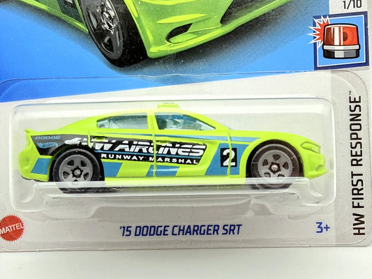 2015 DODGE CHARGER SRT Hot Wheels 2021 Żółty 1:64 – zdjęcie 2