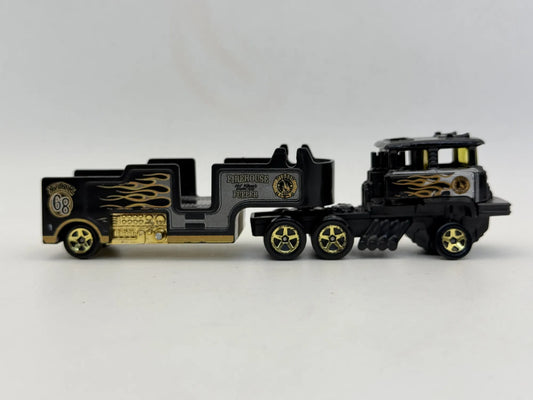 Ciężarówka Firehouse Fueler Straż pożarna Hot Wheels 2020 Czarny 1:64 – zdjęcie 2