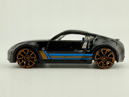 Nissan 370Z Mainline Hot Wheels 2009 Czarny 1:64 – zdjęcie 2