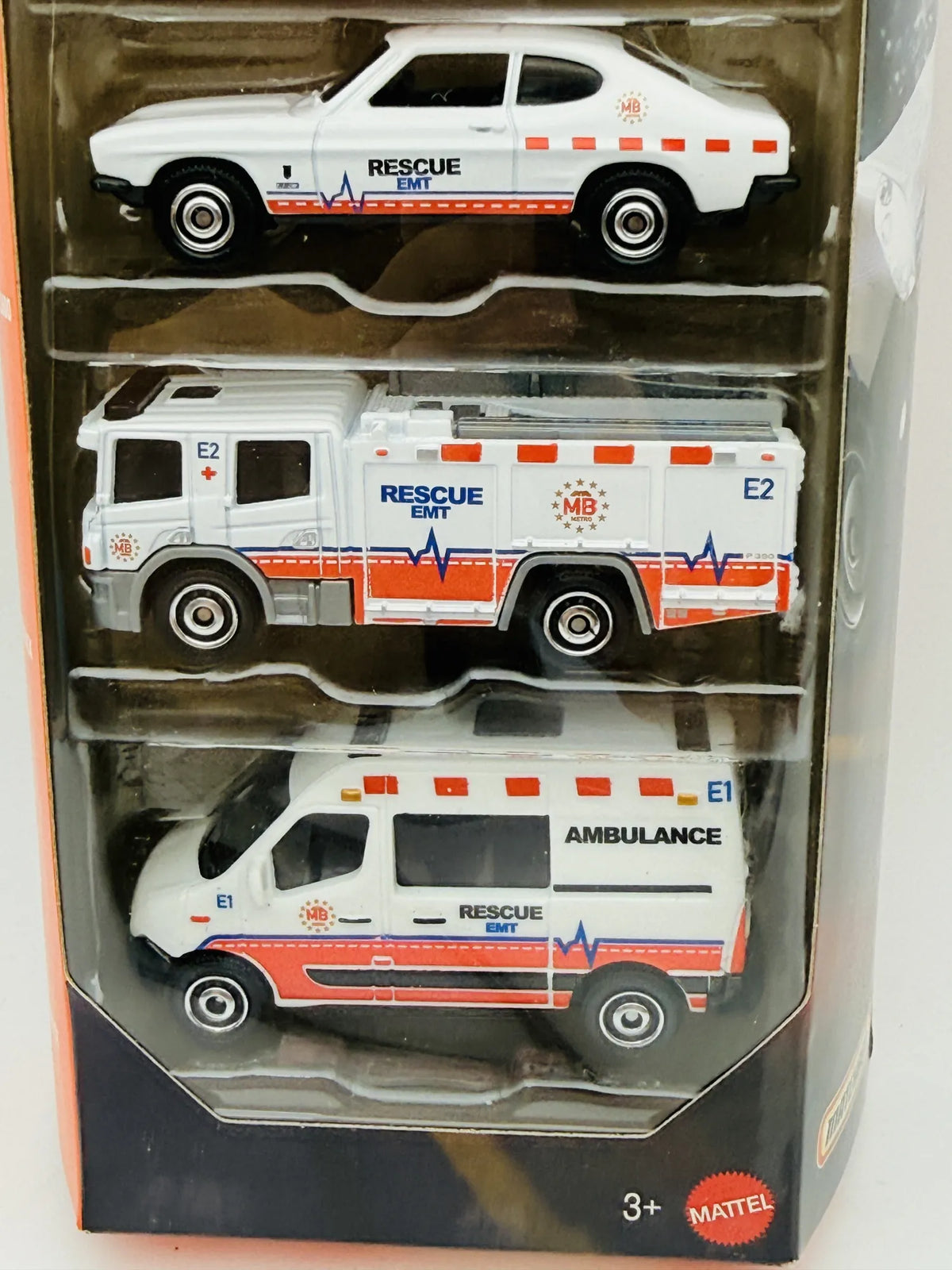 5 Pack MBX RESCUE V Matchbox 2024 1:64 AMBULANCE Blister Biały – zdjęcie 2