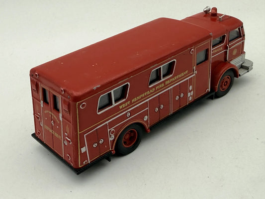 1960 MACK C HEAVY FIRE RESCUE TRUCK, STRAŻ POŻARNA, AmerCom Lata '70, 1:60 – zdjęcie 2