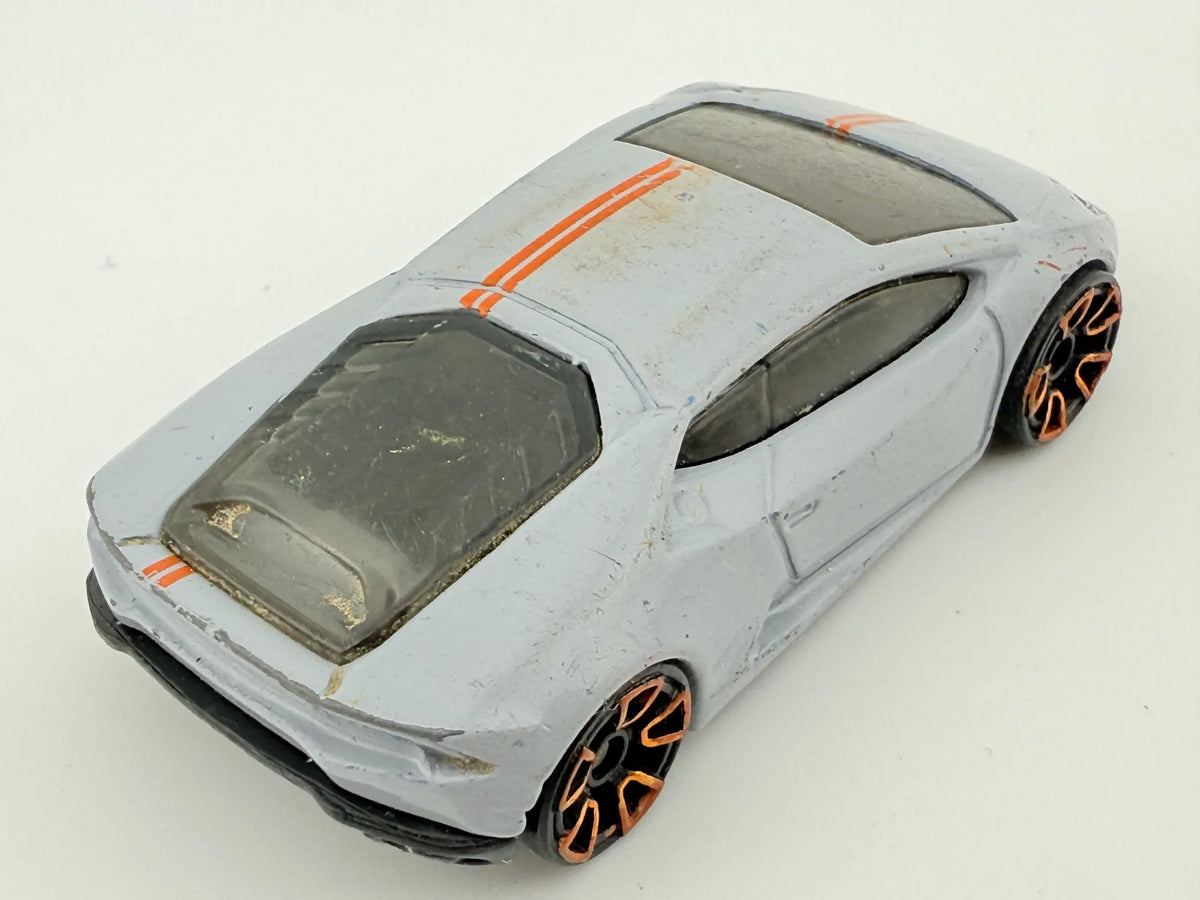 LAMBORGHINI HURACAN LP 610-4, Hot Wheels 2014, Die cast CFH19, Biały, 1:64, – zdjęcie 2
