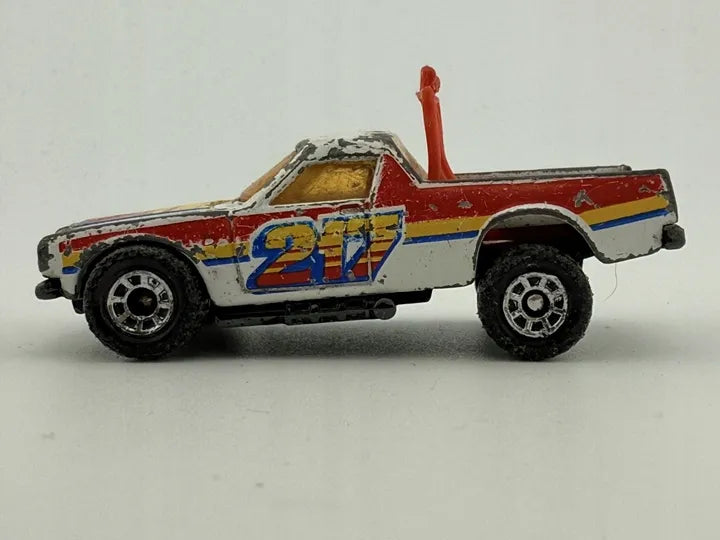 Toyota Hilux 4X4 Mainline Majorette Biały 1:57 Made in France – zdjęcie 3