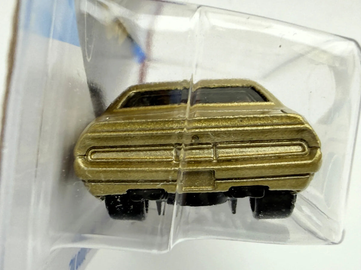 '70 DODGE HEMI CHALLENGER, Hot Wheels 2026, Die cast JJJ07N521, Złoty, 1:64 – zdjęcie 3