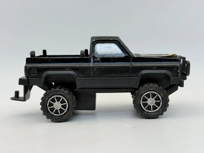 CHEVROLET C/K PICKUP MARKI JACO VINTAGE MODEL Czarny 1:32 – zdjęcie 3